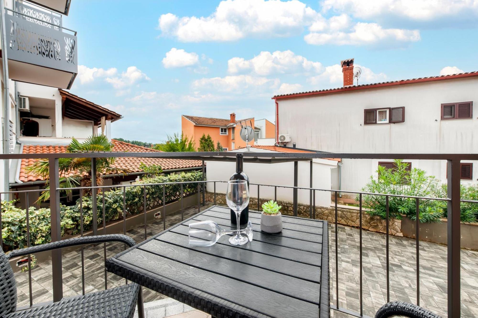 Apartmani Sara-Andrea Rovinj Exteriör bild